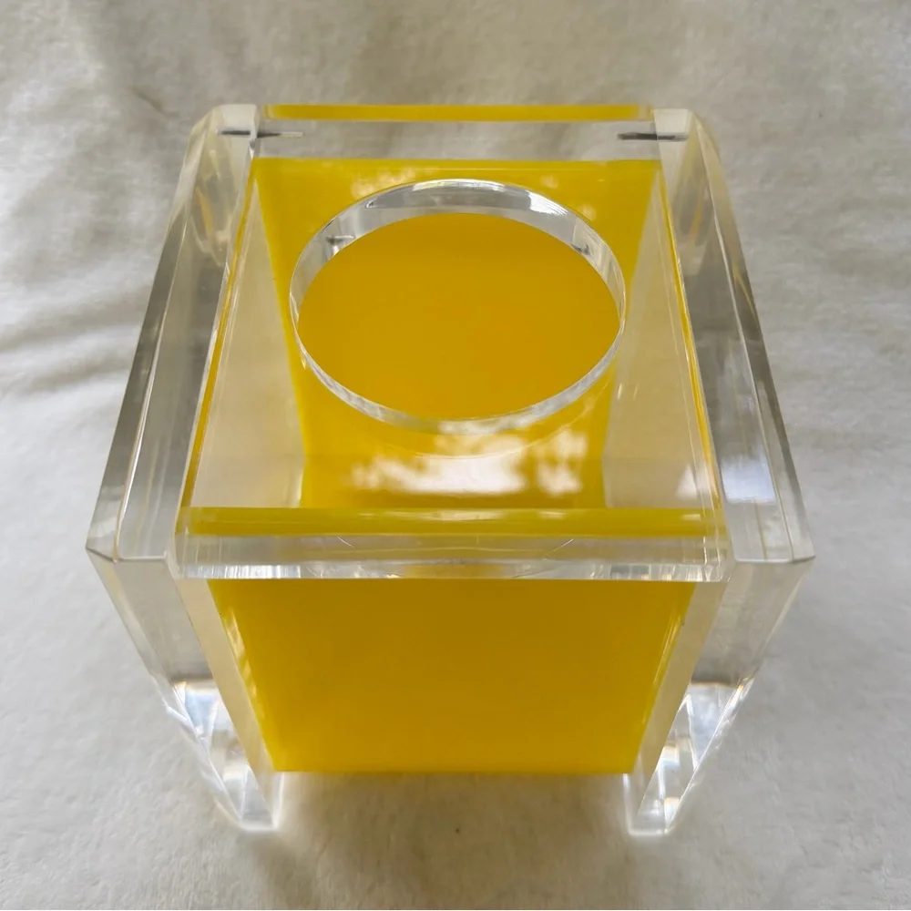Rare Vintage L & R Enterprises MCM Lucite Yellow Clear Tissue Box Holder Lid